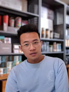 核心管理与运营团队 - 看球直播